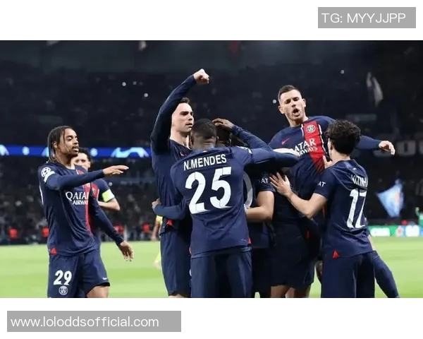 世界杯激情对决AC米兰逆转巴黎圣日耳曼帽子戏法引爆全场