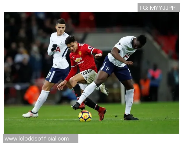 意甲焦点战热刺与曼联握手言和帽子戏法点燃全场激情