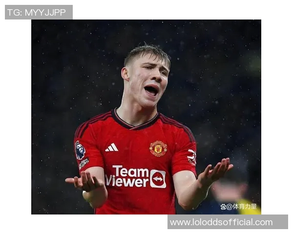 那不勒斯狂胜曼联6比2红牌事件引发全场热议与争议