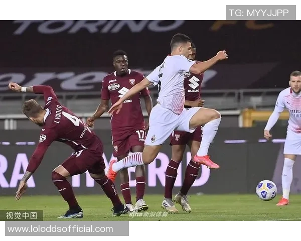 中超精彩对决多特蒙德6比2大胜AC米兰帽子戏法点燃全场激情