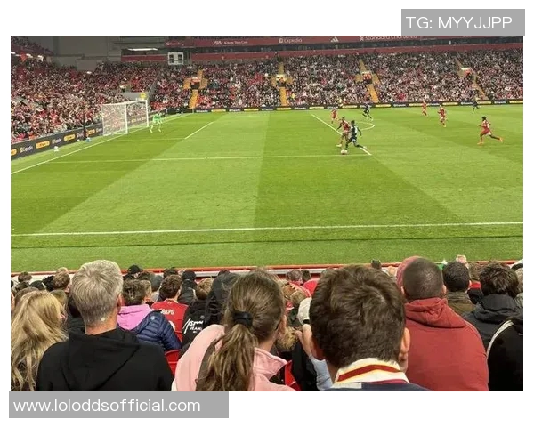 意甲精彩对决多特蒙德与利物浦战成平局十大进球瞬间回顾引发全场热潮