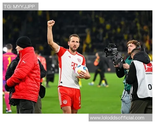 欧联杯激战:多特蒙德逆转阿森纳上演帽子戏法精彩瞬间 欧联杯激战:多特蒙德逆转阿森纳上演帽子戏法精彩瞬间