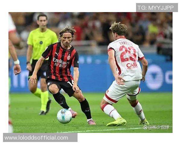 国王杯激战平局皇马与AC米兰互交白卷神扑瞬间引发全场热议